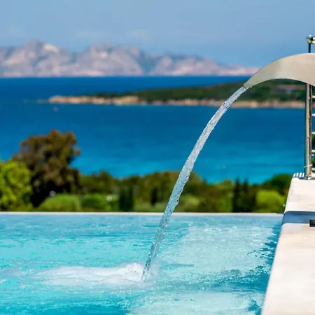 Vila Panoramic In Porto Cervo